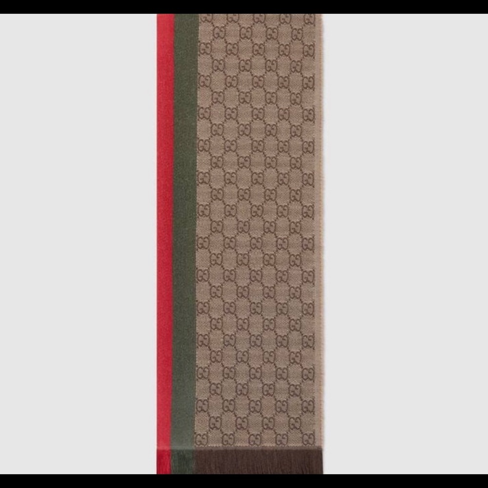 Gucci scarf